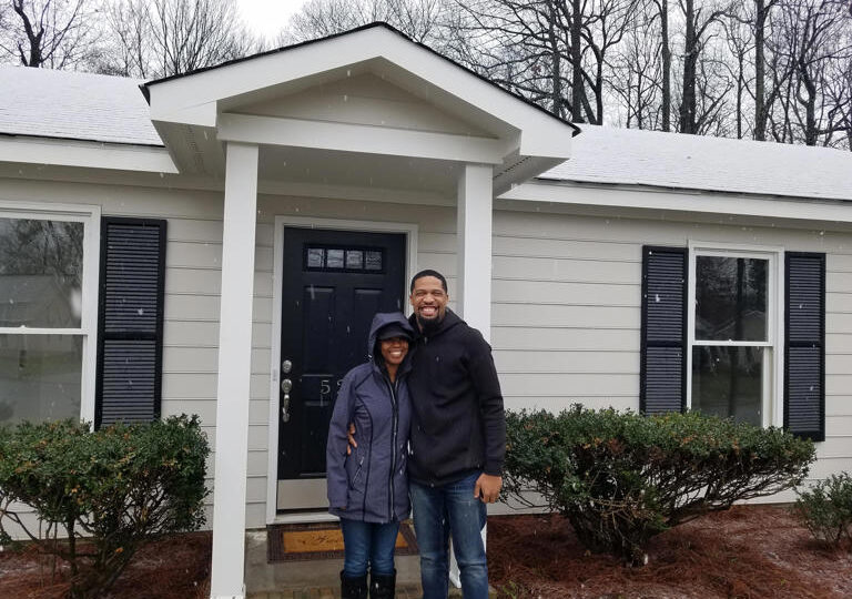 a-couple-making-28000-a-year-in-passive-income-from-real-estate-used-an-out-of-the-box-approach-to-buy-their-first-rental-2, 4282714,